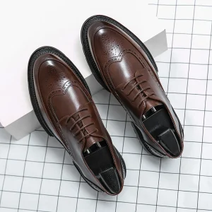 3201-1 Brock Embossed Thick-soled Leather Shoes Business Casual 38-46 Size Lace-up Men Dress Shoes