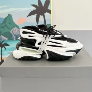 Autumn men’s casual fashion sports shoes designer lightweight non slip casual men’s shoes