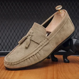 Beanie Shoes Men Spring New Trendy Men’s Shoes Slip On Casual Leather Shoes Tassel Soft Sole Driving Shoes Men
