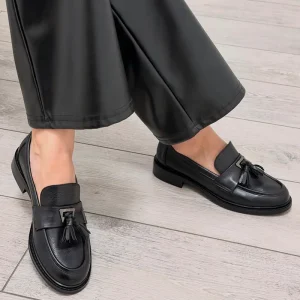 British Style Thick Sole Breathable Anti Slip Loafers Tassel Decorative Details Retro Elegant Flat Shoes Daily Commute