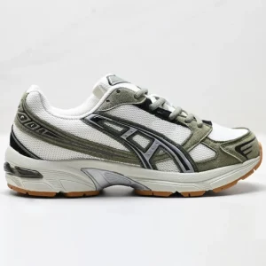 Casual Sports Shoes Are Suitable for Daily Walks Retro Fashion Breathable Anti slip Comfortable and Wear-resistant
