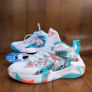 China Fashion Graffiti Basketball Shoes for Men New Styles Comfortable Running Shoes for Spring Summer Winter Months