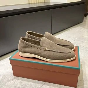 Classic Men’s Round-Toed Suede Loafers Old Money Style Business Casual Shoes Comfortable Flat Slip-On Rubber Outsole Leather