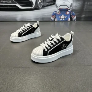 Classic White Sneakers Toe Lace-Up Breathable Mesh Thick Sole Color-Block Styling Comfortable