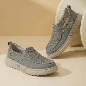 Customize Loafers Men’s Slip-On Lightweight Casual Shoes All-Match Breathable Sports Shoes New Comfortable Simple Men’s Shoes