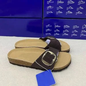 Daily Shoes Comfortable Breathable Light Birken Shoes in Stock Slippers for Men Sandals Genuine Leather Clogs