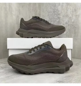 Designer Men’s Casual Outdoor Running Walking Shoes Mesh Fabric Retro Sporty Fashionable Cushioning Basketball Shoes