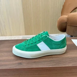 Designer Shoes Men’s Low top Sneakers Fashionable and Trendy New Casual Skateboarding Sneakers Perfect for Walking