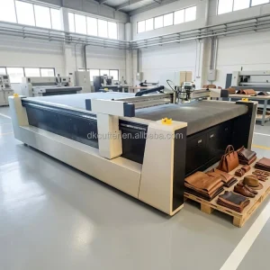 Digital Oscillating Knife Cutting Machine Replace Traditional Die Small Batch Custom Flexible Cutting for Shoe and Bag