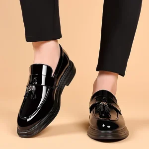 Dress Shoes Casual Leather Shoes for Men British Style Business Formal Wear Tassel Round Toe
