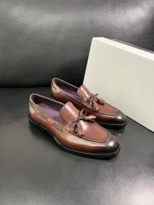 Dropshipping Men’s High Quality Loafers Top Layer Cowhide Fashion Leather Shoes in Stock