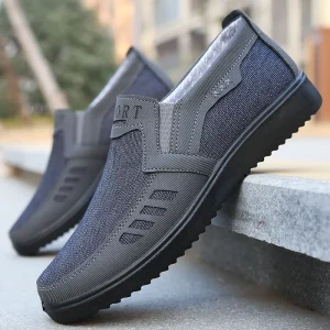 Durable Lightweight Casual Men’s Shoes