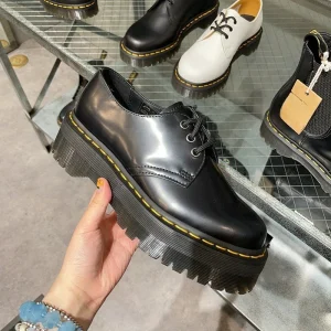 Elegant Ballet Thick Sole Non-slip Fashion Luxury Brand Black Vintage Style Round Head Men Women Flat Sports Shoes