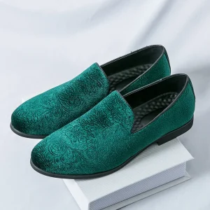 Fashion Men’s Loafers Business Men Office Dress Shoe Suede Embroidery Casual Style Shoes