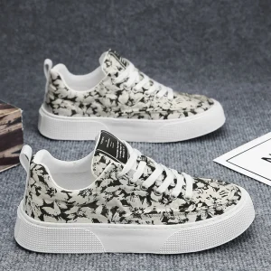 Fashion New Style Comfortable Thick soled Shoes for Men Korean Version Trendy Height boosting Casual Shoes