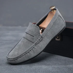 Fashionable Simple Men’s Summer Flat Shoes Comfortable Leather Pea Shoes Lightweight Slip-on Walking Shoes