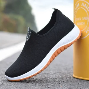 Henan Custom Light Weight Men’s Running Shoes Breathable Mesh Design for Summer Sports Low MOQ Stock Low Price