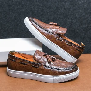 High Quality Designer Men’s Dress Shoes Genuine Leather Oxfords Loafers with Round Toe Retro Styles Easy Wear Large Sizes