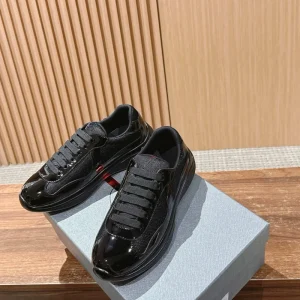 High quality Designer Style Men’s Patent Leather and Mesh Sneakers Luxurious Casual Sports Thick soled Training Shoes