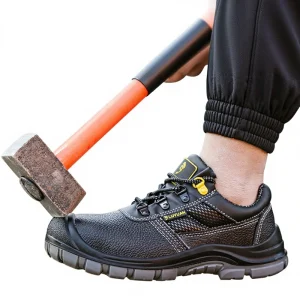 High quality Men’s Black Low Cut Leather Safety Shoes Steel Toe Work Shoes Produced in Gaomi City