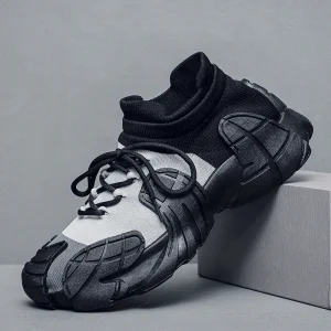 Large Size Autumn New Trendy Sneakers Fashionable Thick Soled Men’s Dad Shoes Korean Edition Legged Socks Shoes