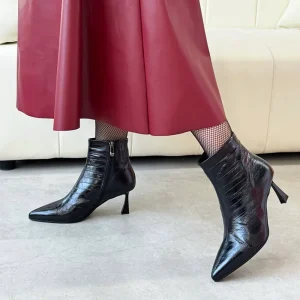 Light Luxury Black Genuine Leather Slim Heel Pointed Slim Fit Side Zipper Design Anti-Slip Ankle Boots Commuting Date