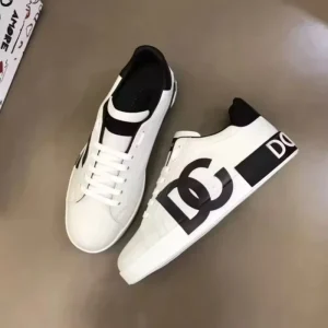 Luxury Designer Sneakers Top quality Unisex Style New Men’s Casual & Women’s Outdoor Sports Walking Running Shoes