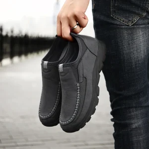 Men Casual Shoes Loafers Sneakers New Fashion Plus Size Retro Leisure Zapatos Casuales Hombres Shoes