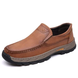 Men Genuine Leather Slip-on Shoes Casual Shoes Lightweight Breathable and Durable Handmade Shoes