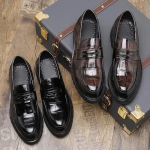 Men’s Autumn Winter Business Wedding Groom Slip-on Shiny Large Size Shoes