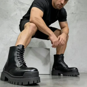 Men’s Black Cowhide Leather Work Boots Rubber Outsole Chunky Lug Sole Lace-up Ankle for Streetwear