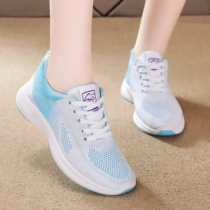Men’s Breathable Mesh Sports Shoes Thick Sole Casual Running Shoes