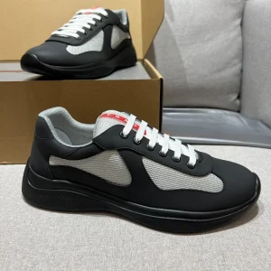 Men’s Breathable Round Toe Casual Sneakers Comfortable Soft Low-top Running Shoes