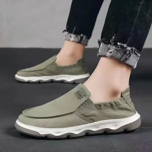 Men’s Breathable Summer Canvas Loafers Casual Slip-On Shoes Simple and Versatile Old Beijing Cloth Design