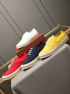 Men’s Canvas Shoes Breathable Casual Outdoor Daily Wear with Comfortable Lace Up Closure