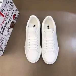 Men’s Casual White Sneakers Soft Leather Lace-up Fashion Breathable Trendy Sports Board Shoes