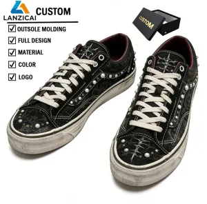 Men’s Custom Low Top Skate Shoes Vintage Distressed Canvas Sneakers with Punk Rivets Thorn Embroidery canvas skateboard shoes