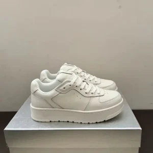 Men’s Fashion Trend Breathable Mesh Upper Sneakers Anti Slip EVA Outsole for Running Skateboarding & Casual Use