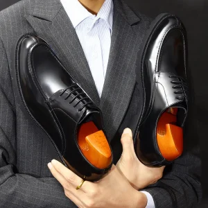 Men’s Leather Shoes Cowhide and Patent Leather Black Color Casual and Business Formal Men’s Shoes