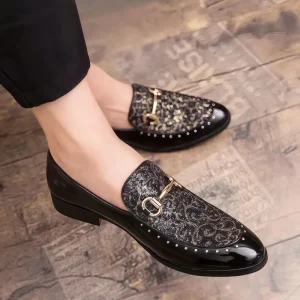 Men’s Leather Upper Rubber Outsole Polka Dot Pattern Trendy Fashion Trend Holiday Party Pointed Toe Slip-On Dress Shoes
