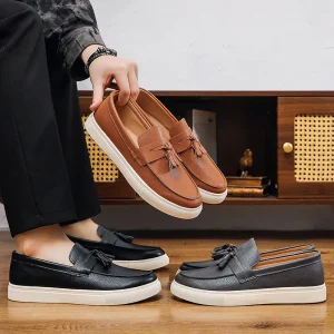 Men’s Lightweight Slip-On Shoes Low-Top Tassel Pendant Casual Loafers Fashionable Flat Shoes