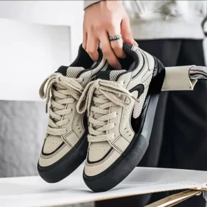 Men’s Retro Skate Shoes Breathable Mesh Genuine Leather Lace-Up Patchwork Casual Sneakers Thick Sole Streetwear Board Shoes