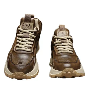 Men’s Retro Wolf Design Lace up Sports Shoes Autumn Winter Running Black Microfiber Leather Thick Sole Height Increasing Solid