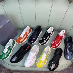 Men’s Running Shoes Fashion Leather Mesh Stitching Upper Light Sneakers