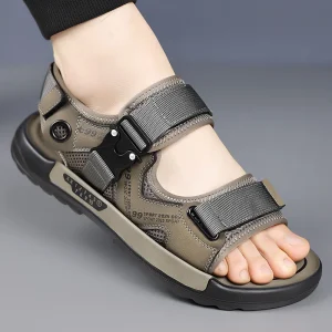 Men’s Sandals Summer High Quality Cowhide Beach Shoes New Buckle Comfortable Soft Fashion Men’s Sandals
