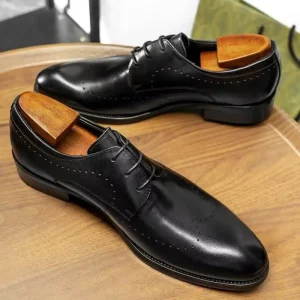 Mens Shoes with Brocade Carvings Business style Handmade Derby Shoes Trendy Casual Versatile British inspired Style