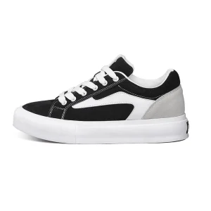 Men’s Skateboarding Shoes Sneakers Skate Shoes Microfiber Leather Lace up Flats Flat Heeled Retro Height Increasing Platform