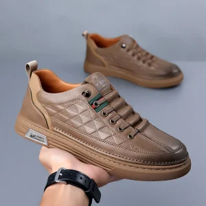 Men’s Spring And Autumn Sports Casual Sneakers Soft Sole Fashionable Versatile Breathable Slip On Loafers Bean Shoes
