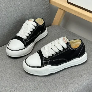 Men’s Summer Breathable Comfort Walking Shoes Lace-up Canvas Low Top Rubber Outsole