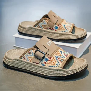 Men’s Summer Fashionable Multi-color New Design Anti-slip Slippers Casual Style Large Quantity Beach Sandals